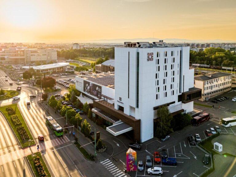 מלון קרונוול בראשוב (Kronwell Brasov Hotel)