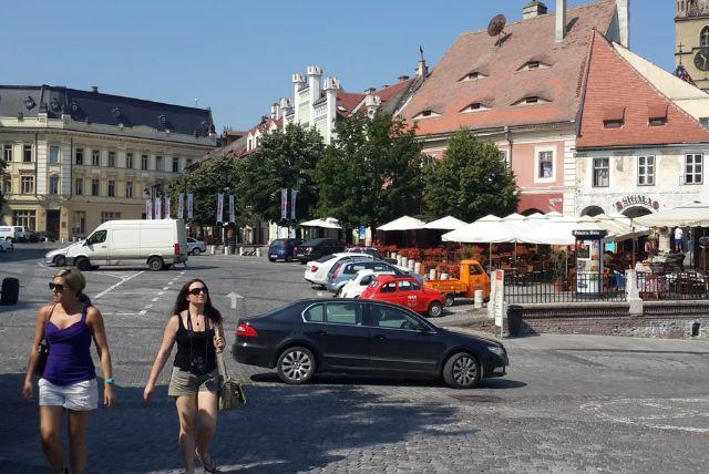 סיגישוארה (Sighișoara – עיר הולדתו של ולד המשפד) credit to getyourguide.com